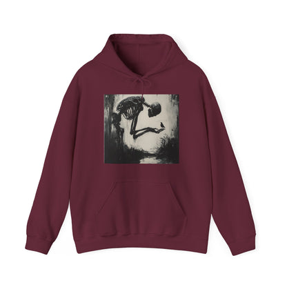 Unisex Heavy Blend™ Hooded Sweatshirt "Skull and the bird"